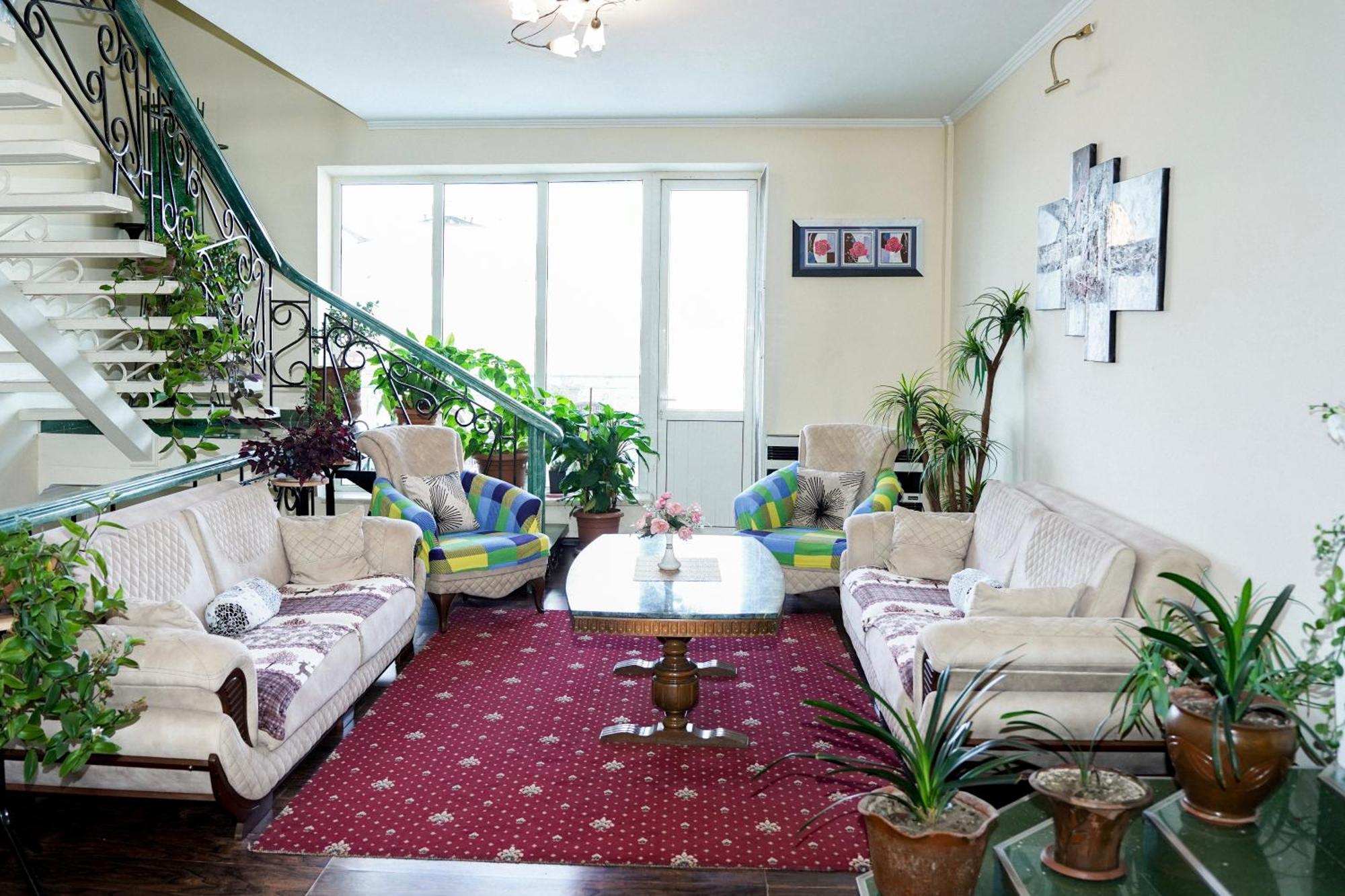 Europa Hotel-Kutaisi Zewnętrze zdjęcie