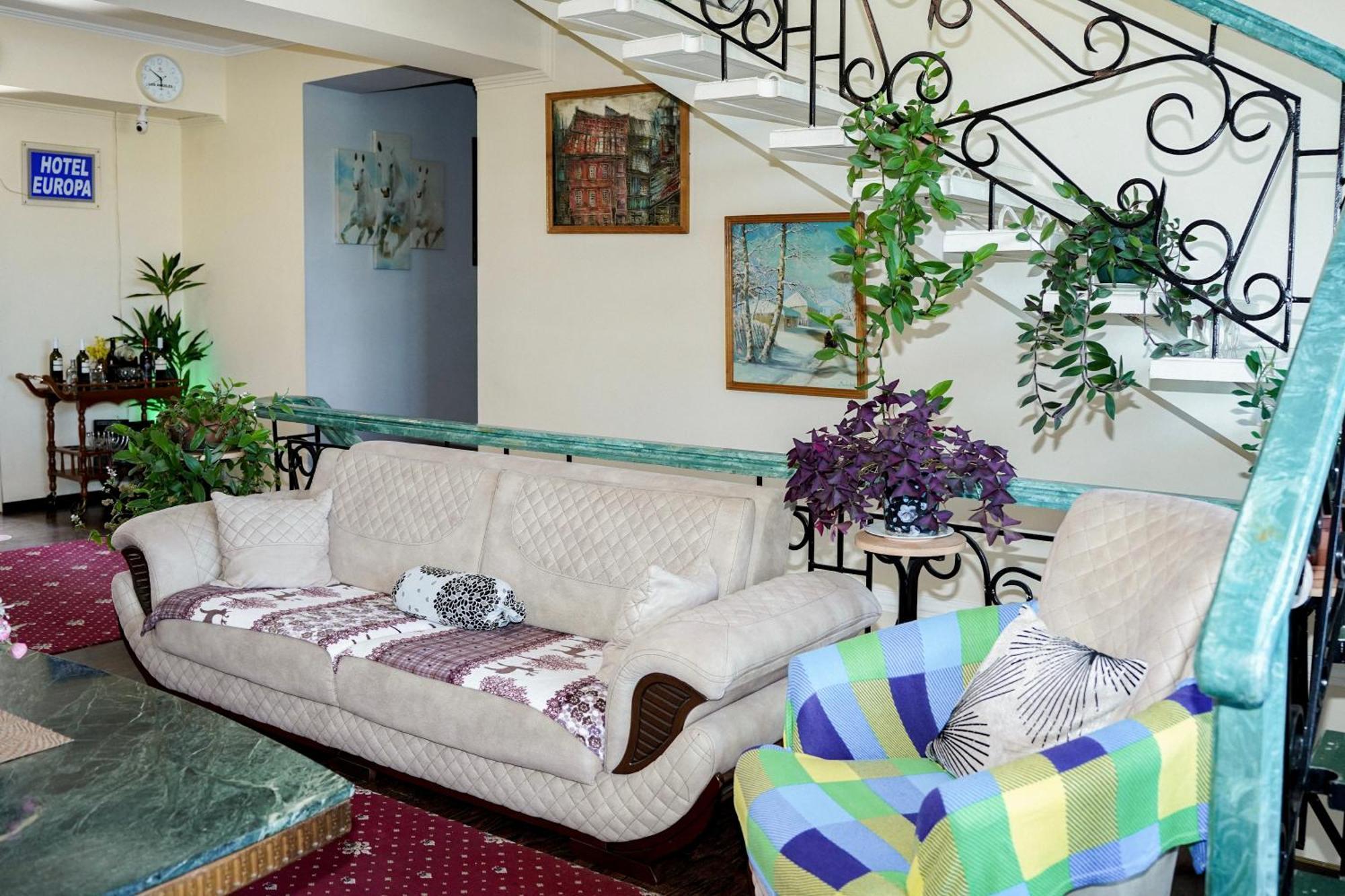 Europa Hotel-Kutaisi Zewnętrze zdjęcie
