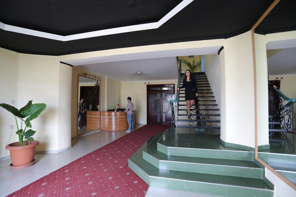 Europa Hotel-Kutaisi Zewnętrze zdjęcie