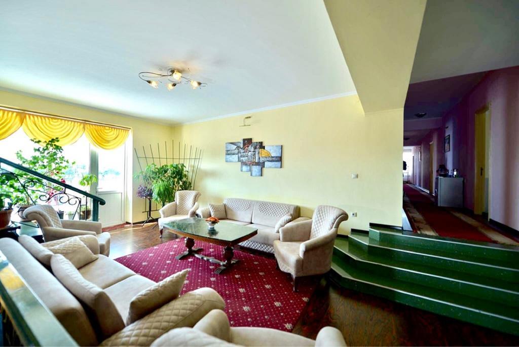 Europa Hotel-Kutaisi Zewnętrze zdjęcie